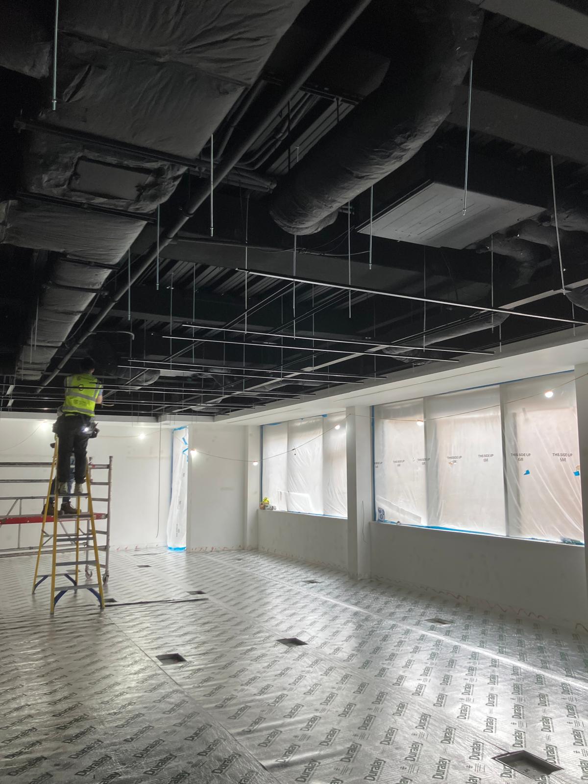 Glass partitions and meeting room glazing